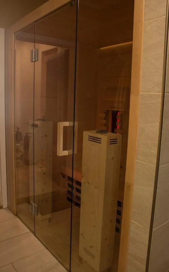 Welness Praha Infrasauna Virivka + Pokoj Apartment